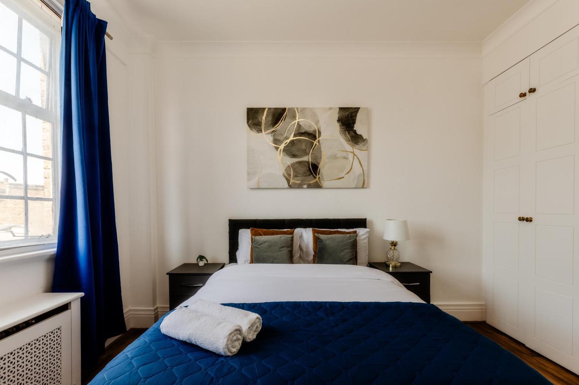 Luxury Flat Next To Hyde Park & Oxford Street Apartment *